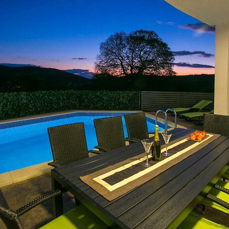 Villa Croatia Sea View With Heated Pool Vinisce Exterior photo