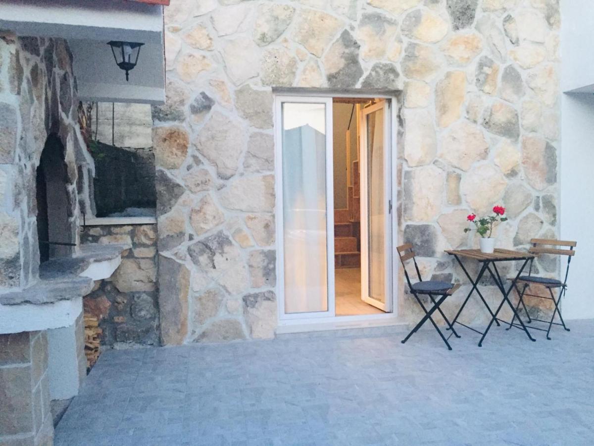 Villa Croatia Sea View With Heated Pool Vinisce Exterior photo