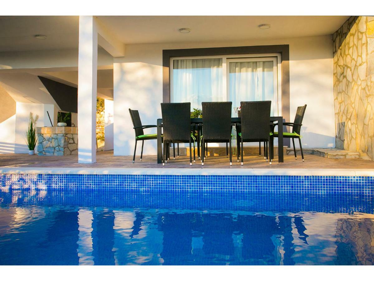 Villa Croatia Sea View With Heated Pool Vinisce Exterior photo