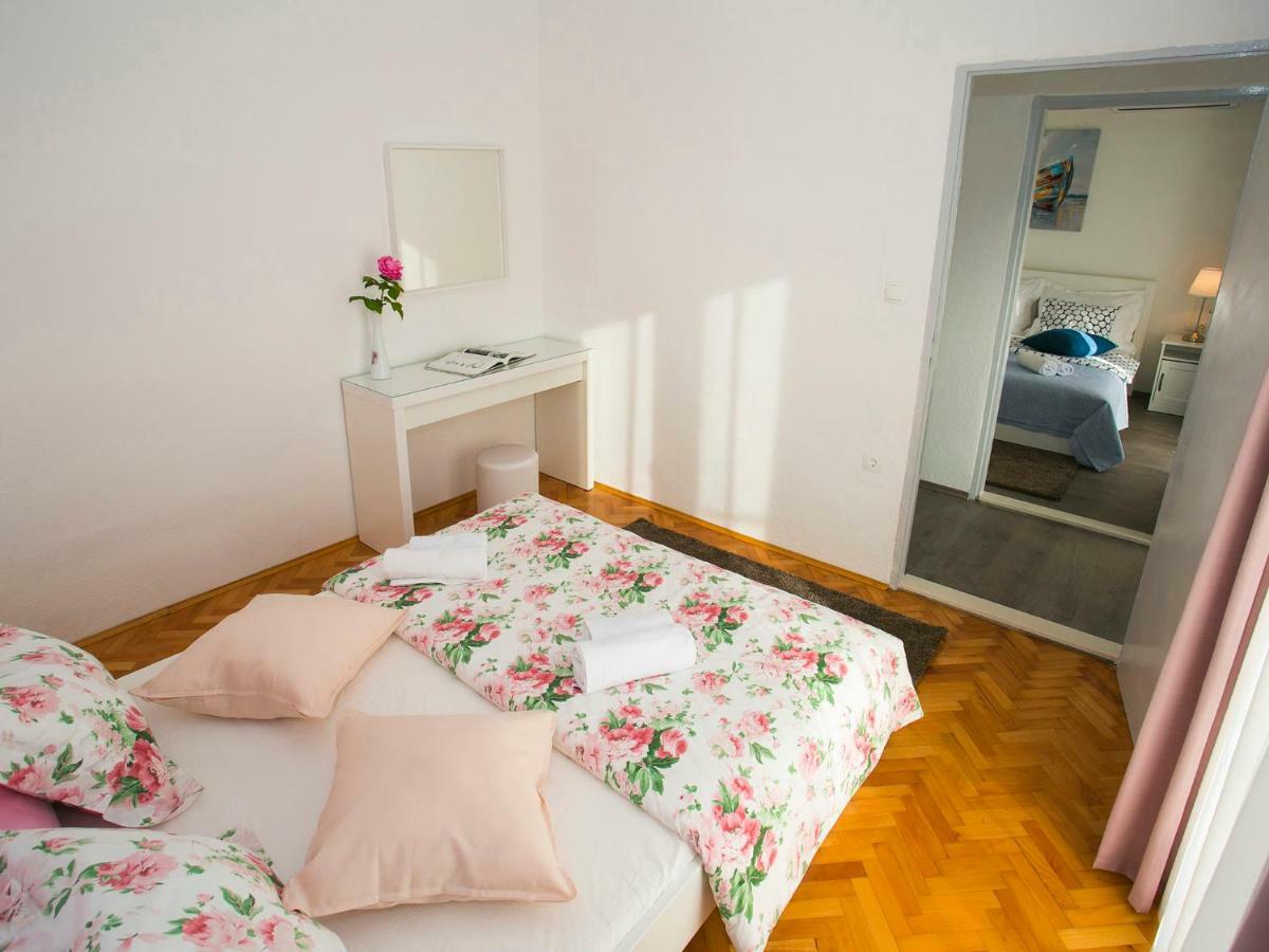 Villa Croatia Sea View With Heated Pool Vinisce Exterior photo